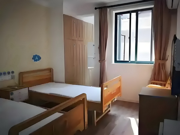 深圳积分入户哟啊多少分_阿娇一个人独居北京3居室，自称比香港要便宜 独居北京3把台最后掉”湾卖
