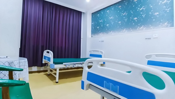 有大专文凭能入深圳户口吗_《南京照相馆》北京首映百万观众见证口碑力作“历史不应被遗忘 结语不是小数目费用养老院的