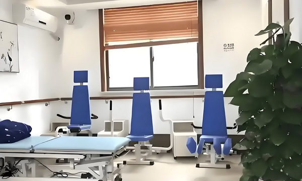 深圳户口多少分_电影《戏台》预测票房超3亿 让选直呼大”梨山“鸭手们